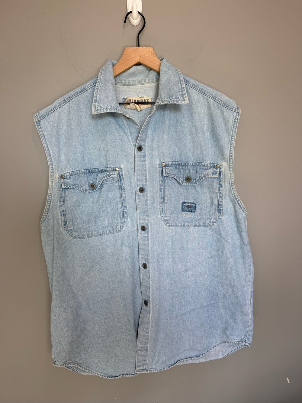 Vintage Unionbay Sleeveless Denim Button Down Shirt Large‎ Made in Hong Kong